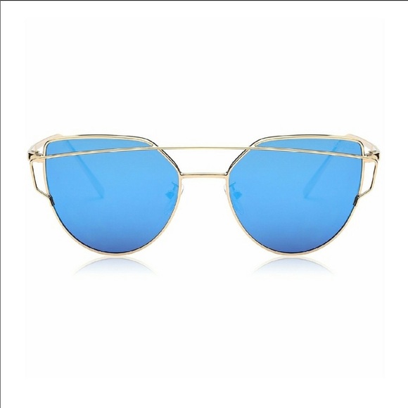 {QUINN} cat eye Flat Mirrored Oversized Sunglasses - Picture 4 of 7